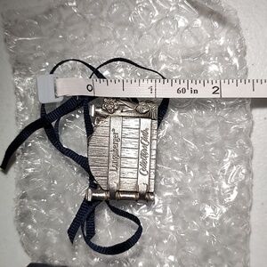 Longaberger Collectors Club Cottage Gate Tie-On/ Lapel Pin Silver Tone NIB